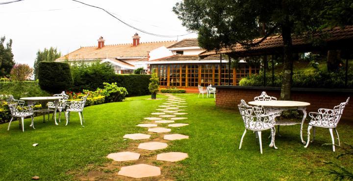 Kluney Manor Ооти Екстериор снимка
